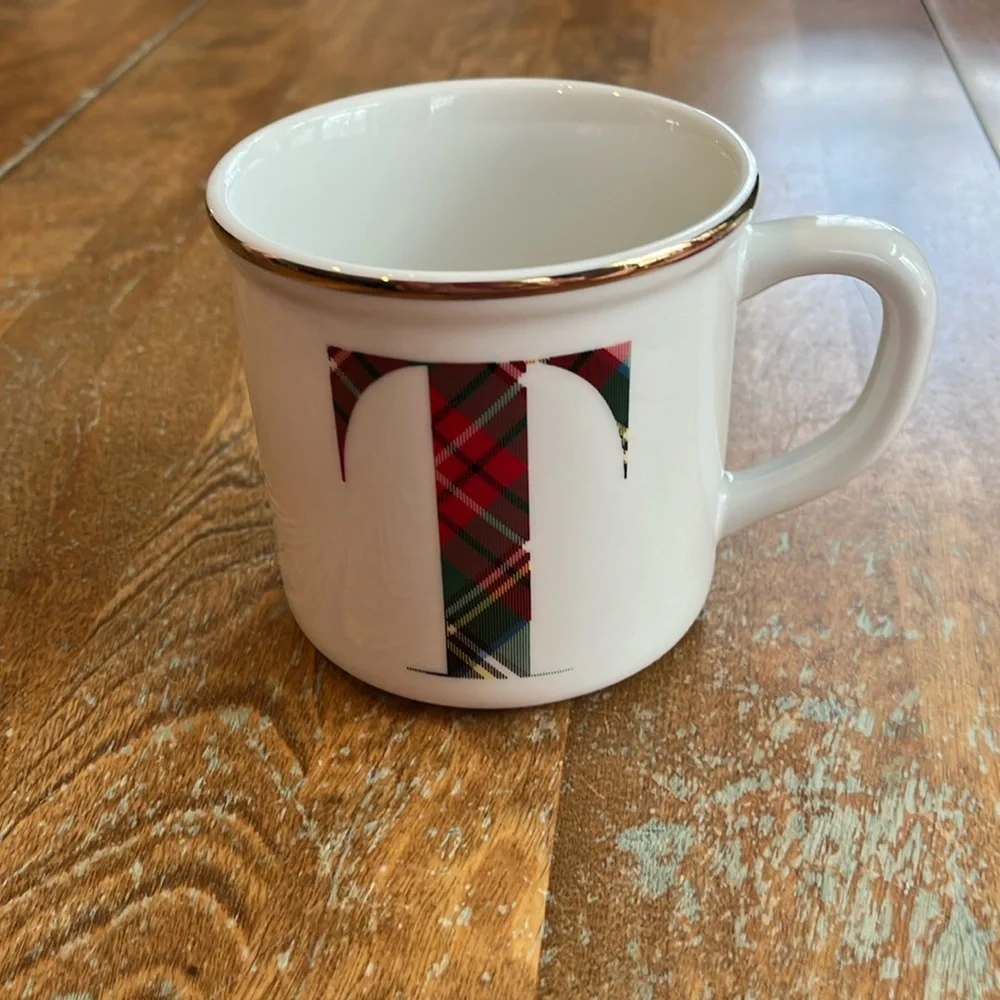 POTTERY BARN Stewart Plaid Monogram Initial T Mug